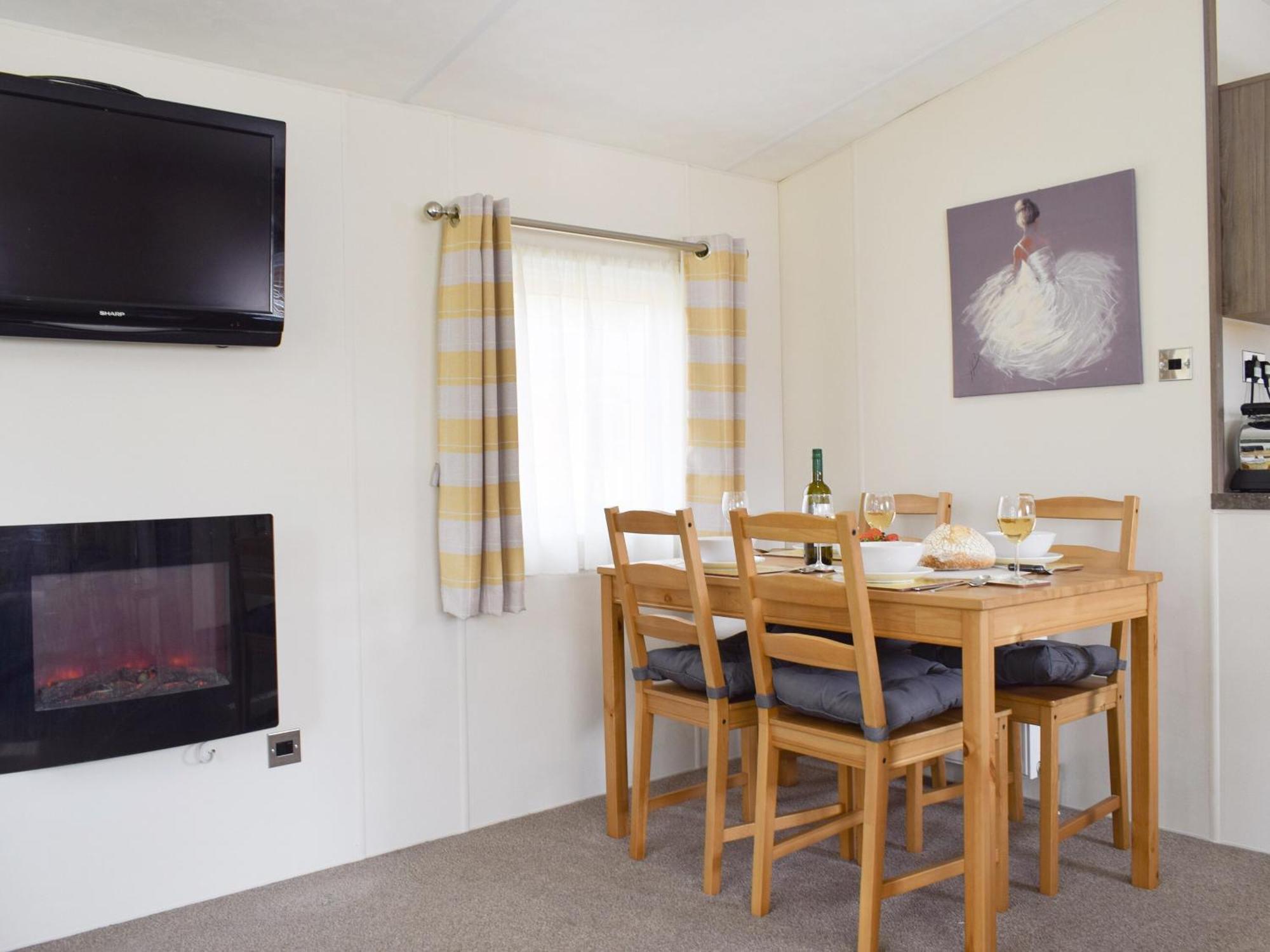 Bridge End Lodge Dollar Bagian luar foto